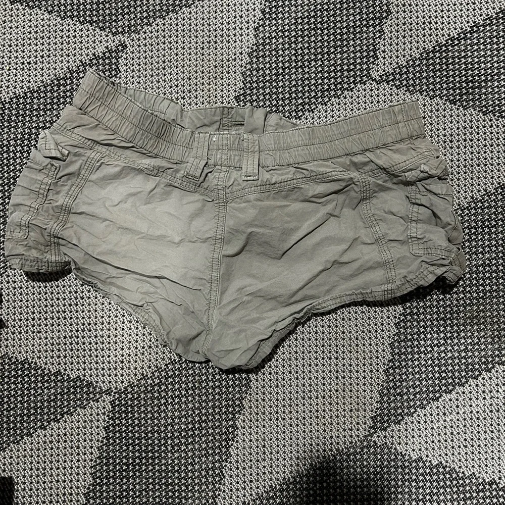 BDG Women's Cargo Shorts in Gray - Picture 3 of 5